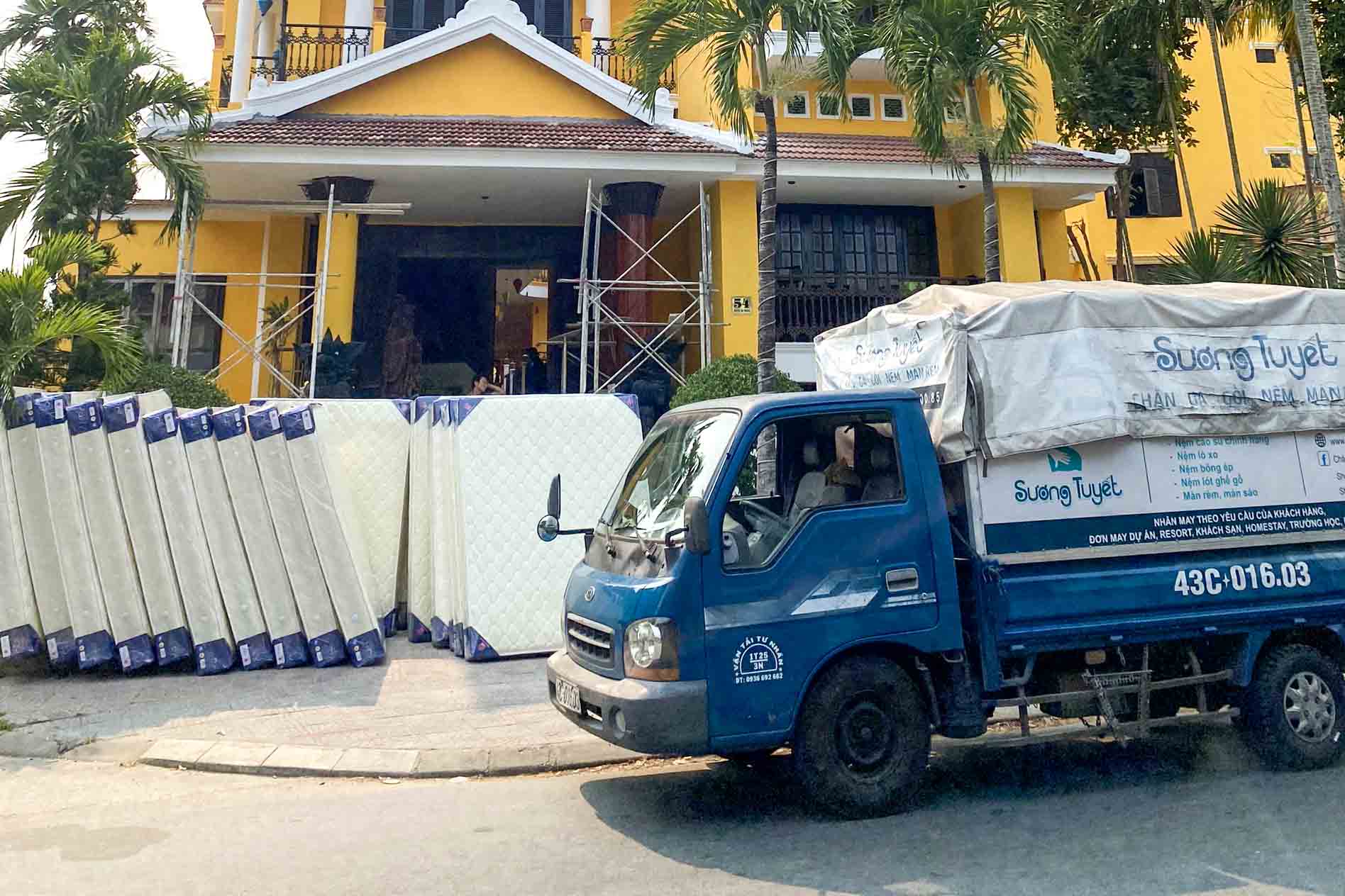 Cung cấp nệm lò xo khách sạn giá sỉ.