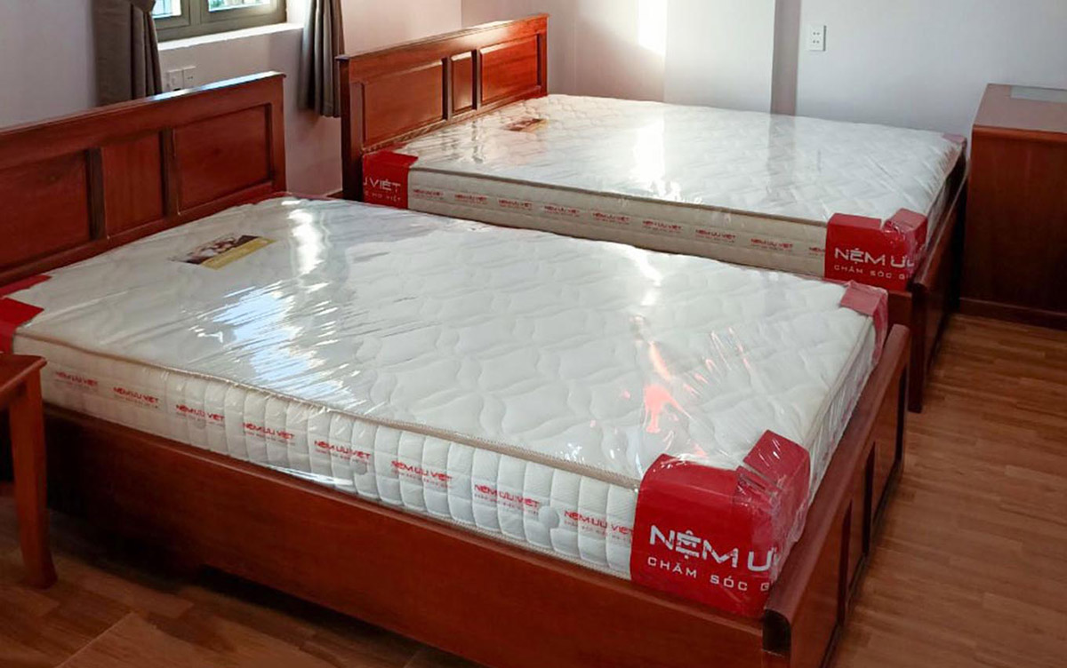 Nệm có độ bền rất tốt nên ưu tiên dùng cho khách sạn cao cấp.
