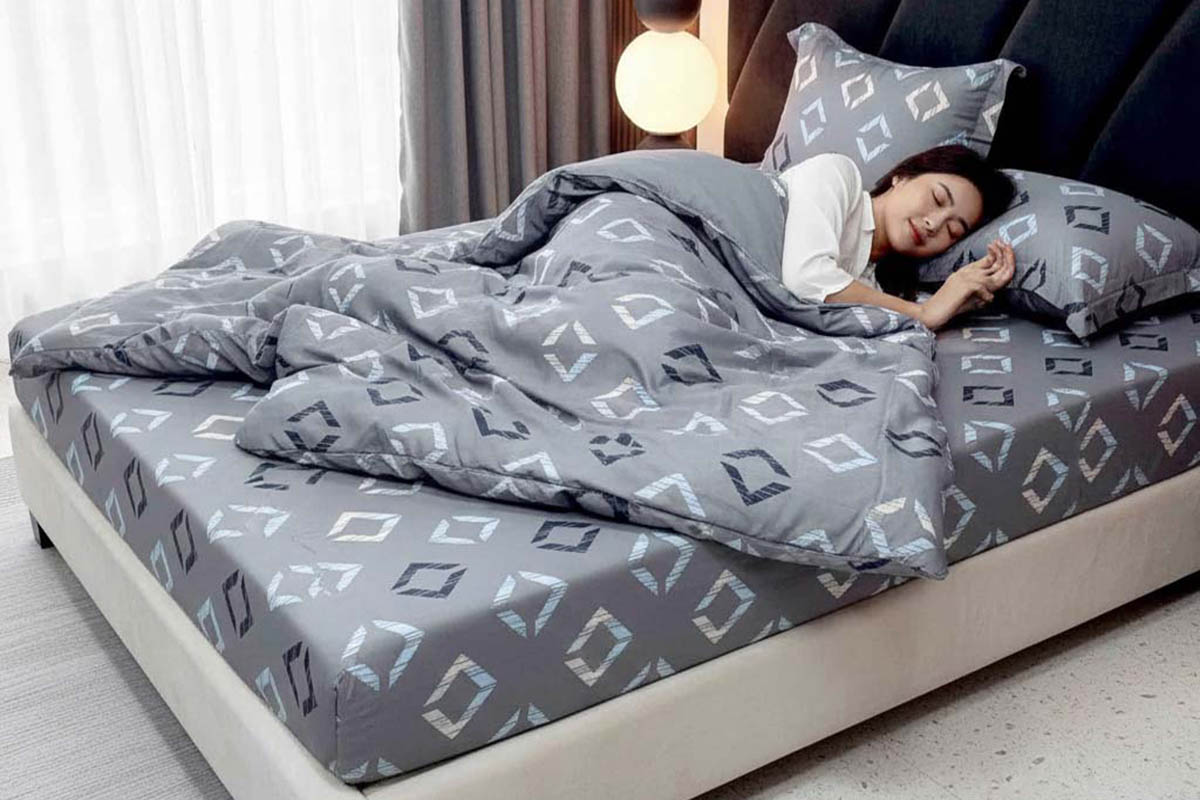 Nệm chỉ để nâng đỡ, ga giường mới là yếu tố quyết định nằm mát hay không.