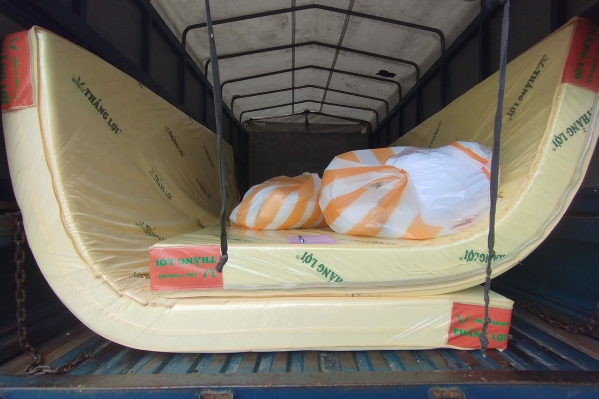 Nệm cao su non cần phải mua chính hãng và có bảo hành cho an toàn.