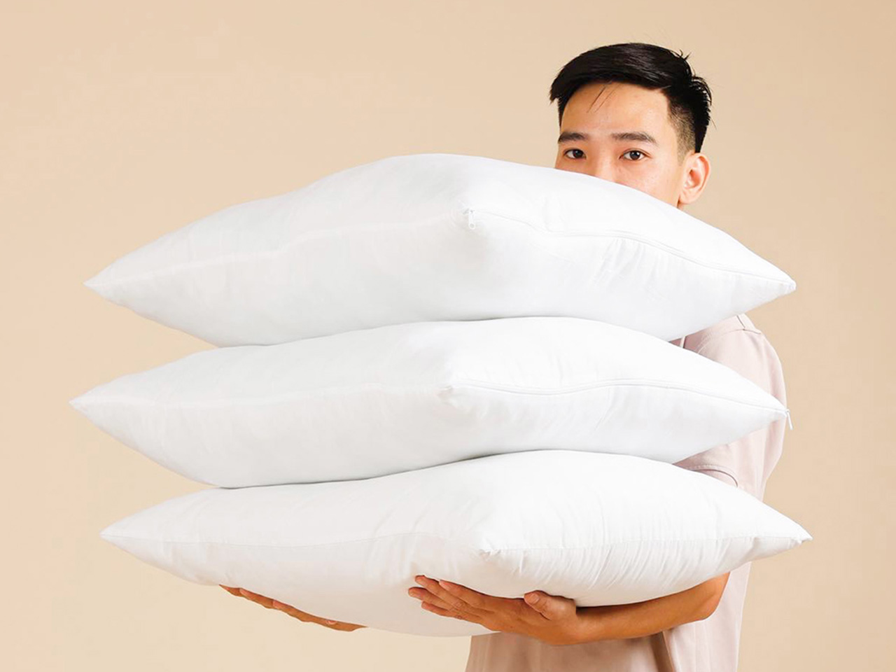 Nên thay gối định kỳ để đảm bảo sức khỏe.