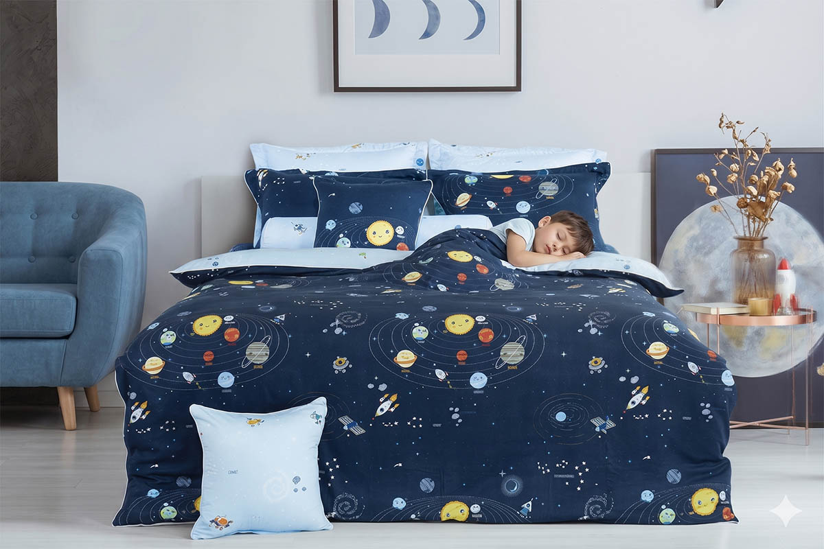 Đối với trẻ thì có rất nhiều mẫu ngộ nghĩnh, nhiều màu sắc cho bé.