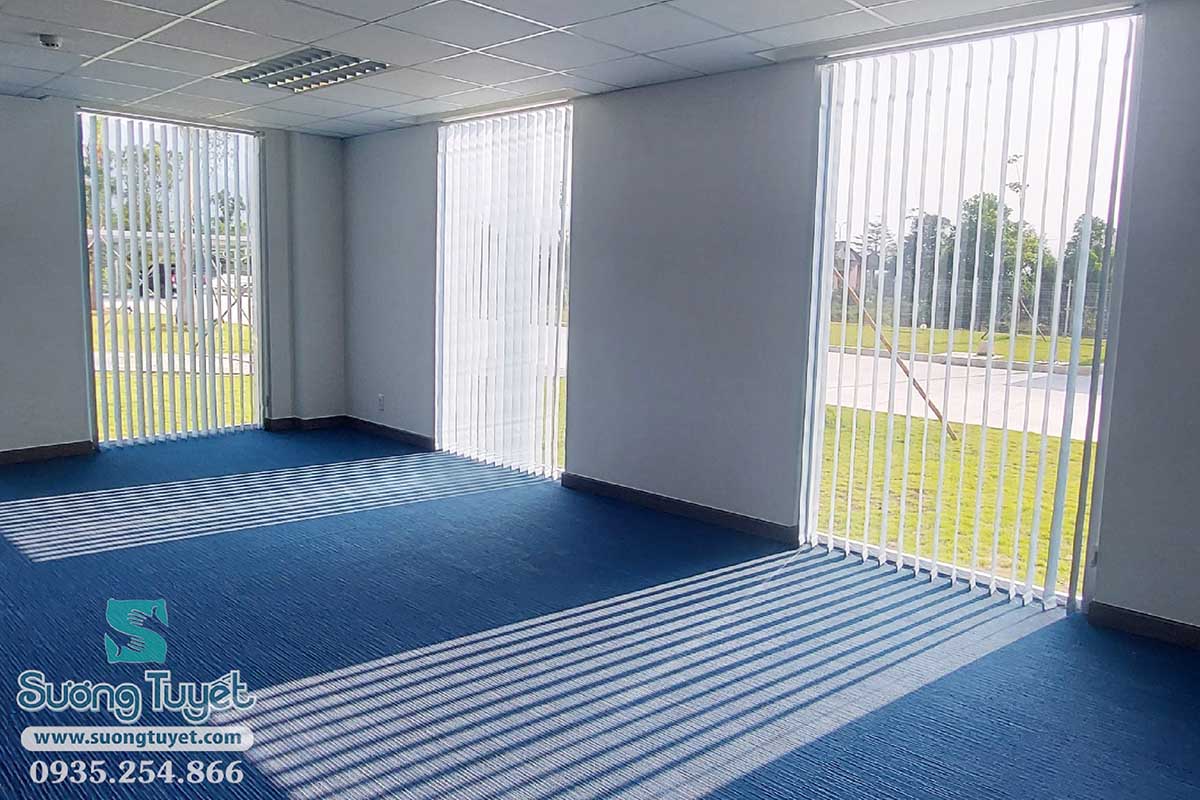 Gió nhẹ sẽ không đủ tác động đến lá rèm.