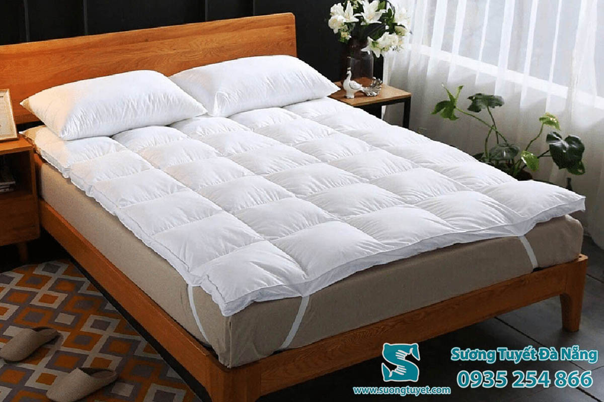 Chọn Topper nào phù hợp để chống chọi với mùa mưa bạn đã biết chưa?