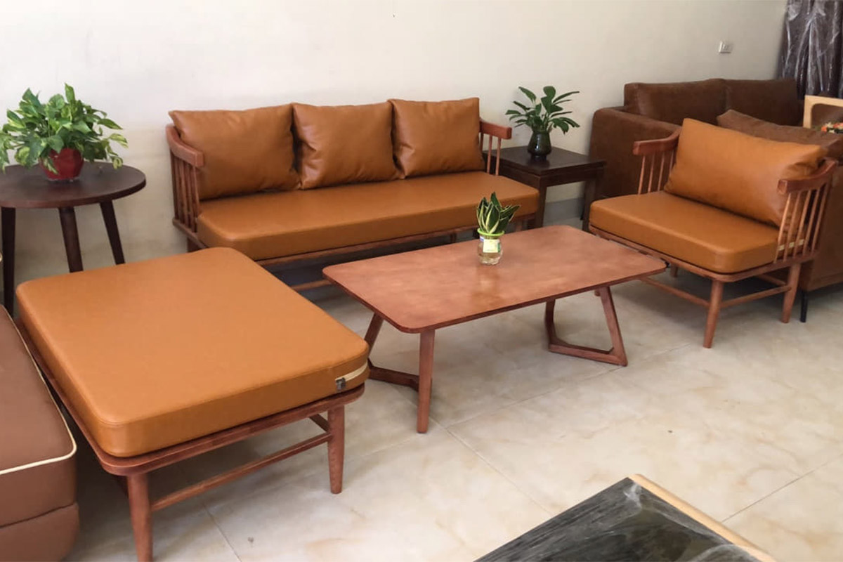 Có rất nhiều màu để chọn, nhưng đa phần nệm Simili nên mua màu gỗ.