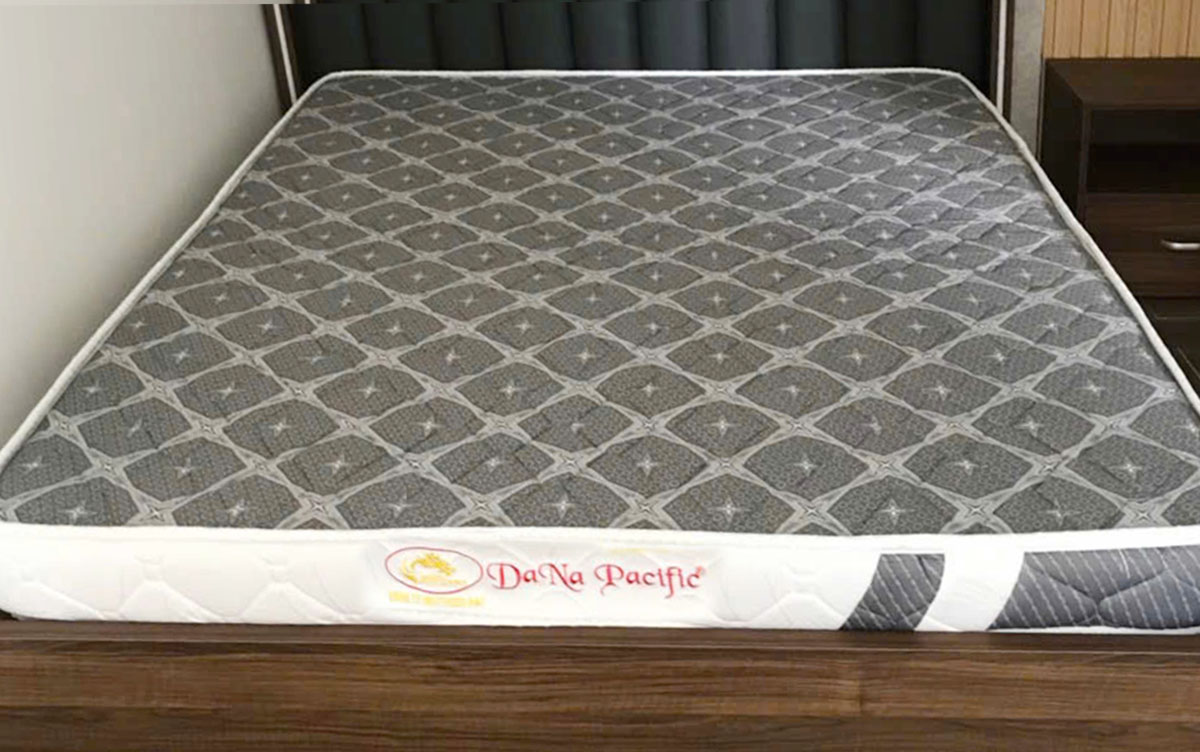 Nệm cao su tổng hợp Dana Pacific.