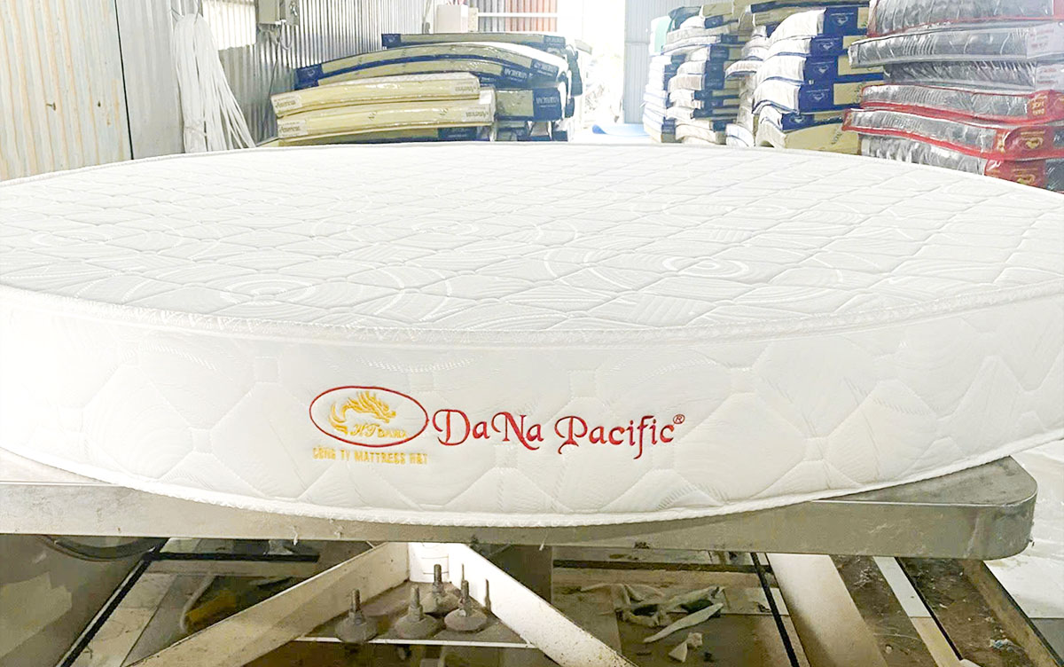 Nệm tròn Dana Pacific.