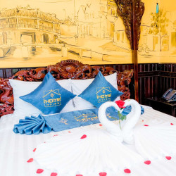 Tấm Trang Trí Nệm, Gối Trang Trí Đệm Khách Sạn